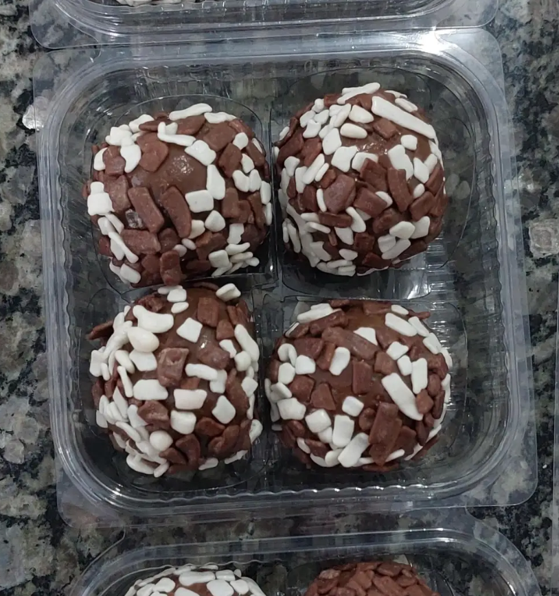 Brigadeiros artesanais